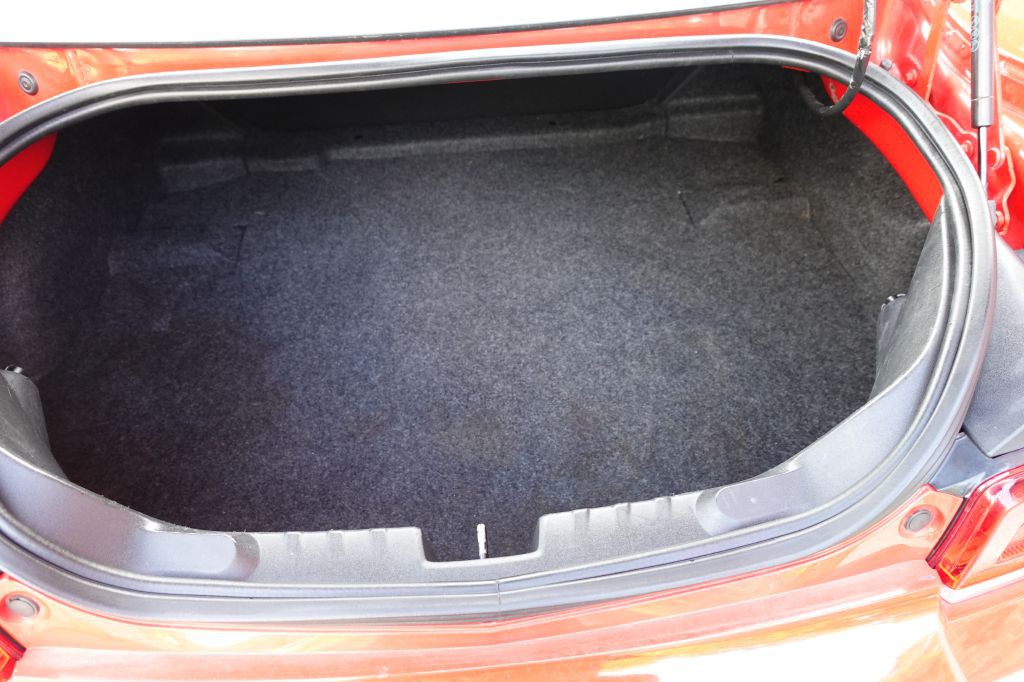 2015 Chevrolet Camaro Image 19