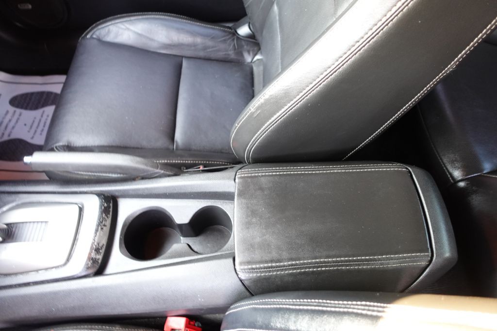 2015 Chevrolet Camaro Image 30