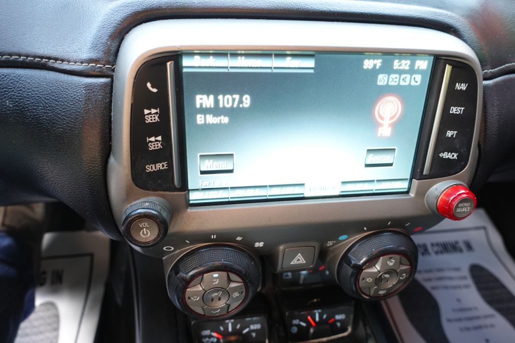 2015 Chevrolet Camaro Image 35