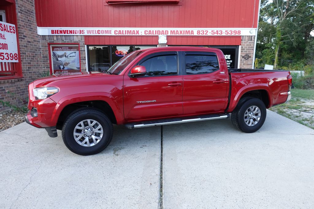 2019 Toyota Tacoma Image 1