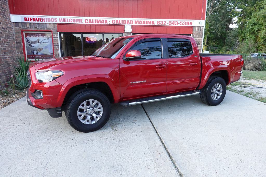 2019 Toyota Tacoma Image 3