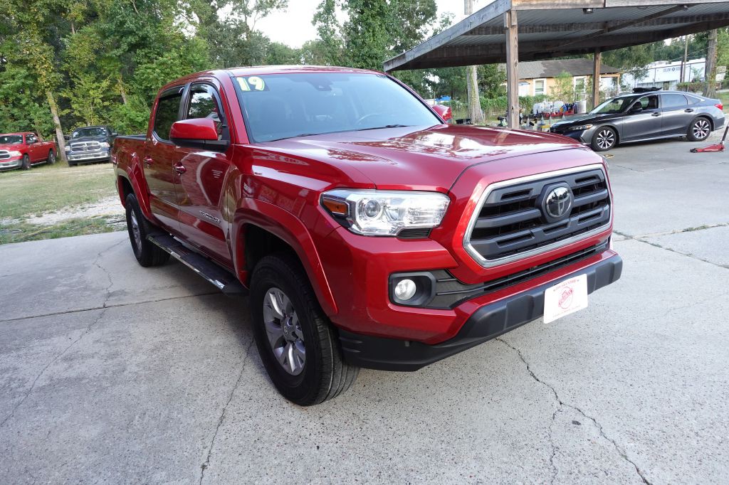 2019 Toyota Tacoma Image 9
