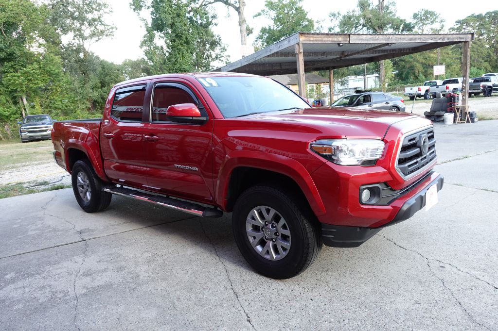 2019 Toyota Tacoma Image 10