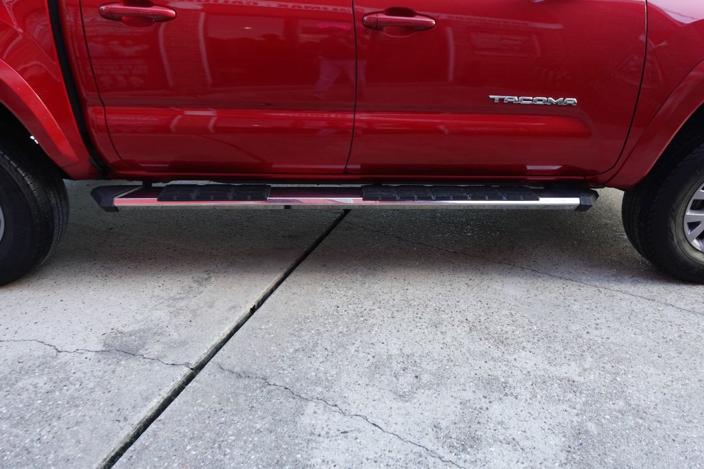 2019 Toyota Tacoma Image 13
