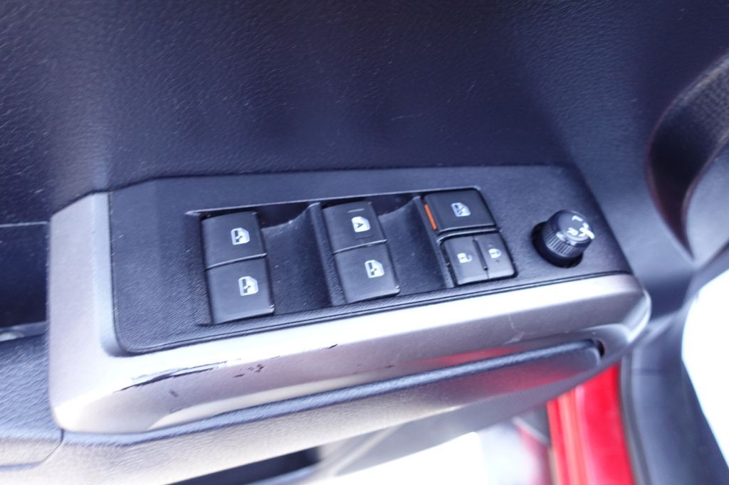 2019 Toyota Tacoma Image 30