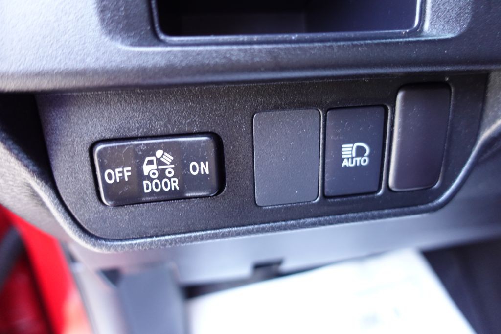 2019 Toyota Tacoma Image 37