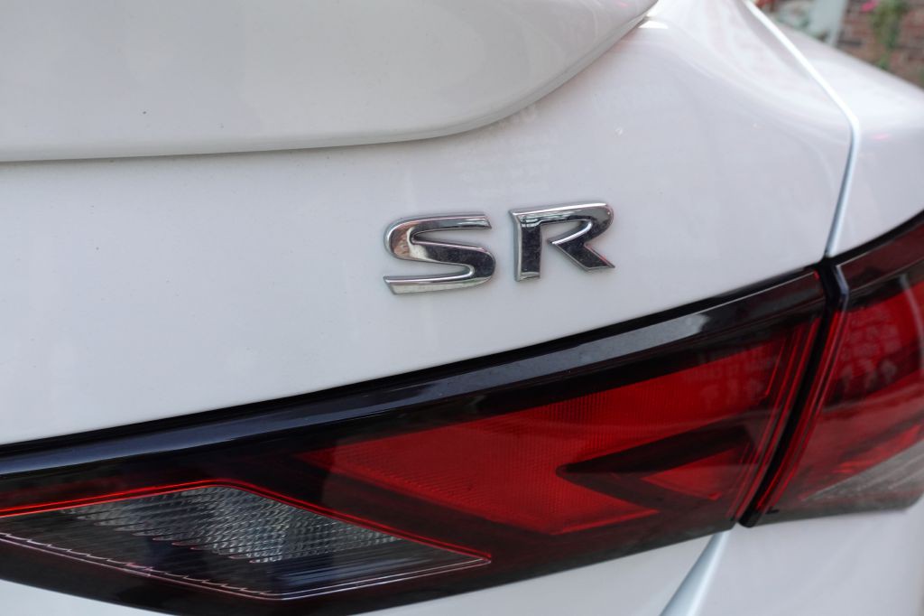 2020 Nissan Sentra Image 18