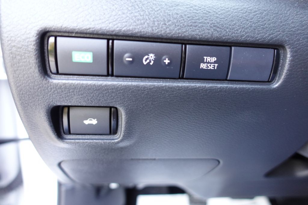 2020 Nissan Sentra Image 35