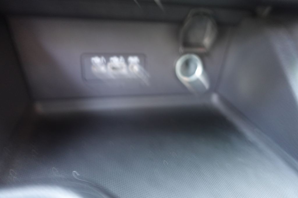2020 Nissan Sentra Image 38