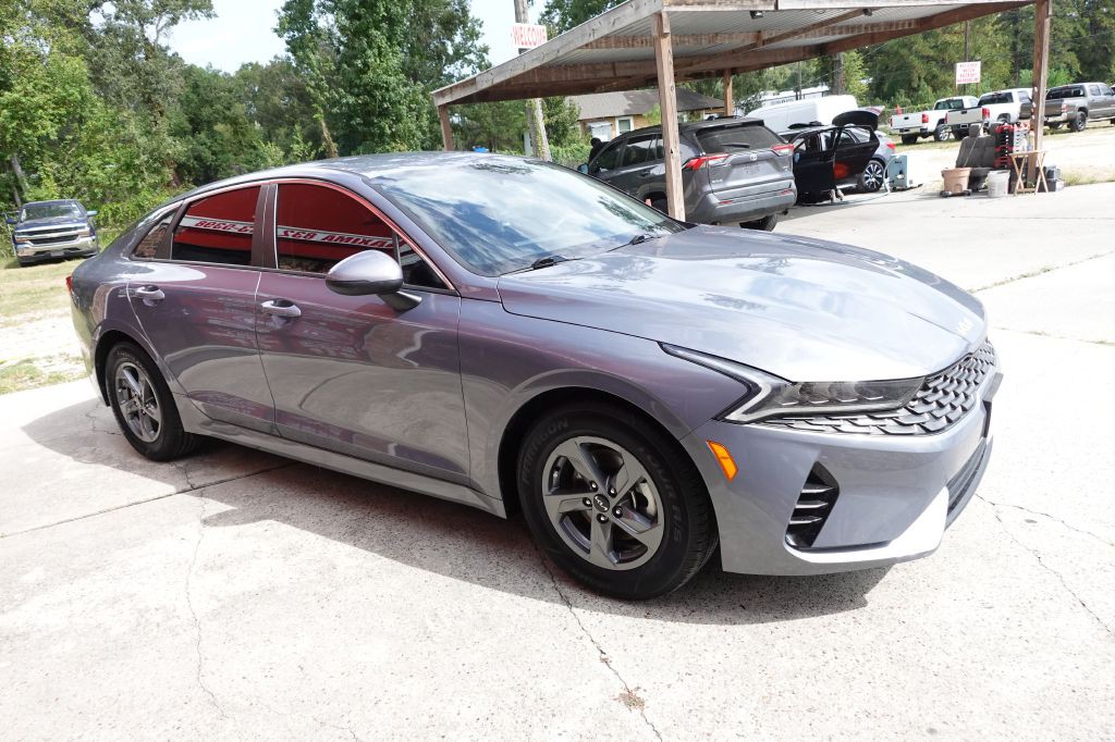 2022 Kia K5 Image 10