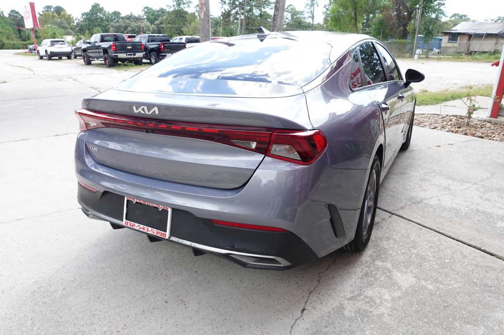 2022 Kia K5 Image 16