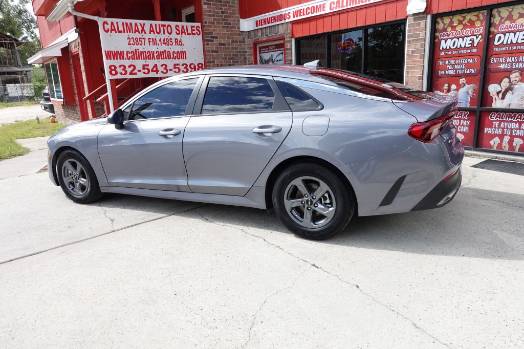 2022 Kia K5 Image 22