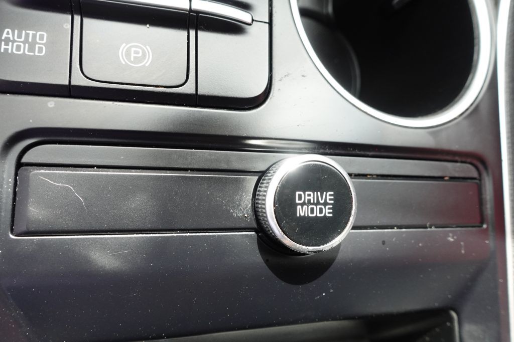 2022 Kia K5 Image 33