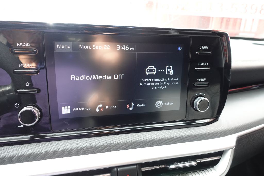 2022 Kia K5 Image 37