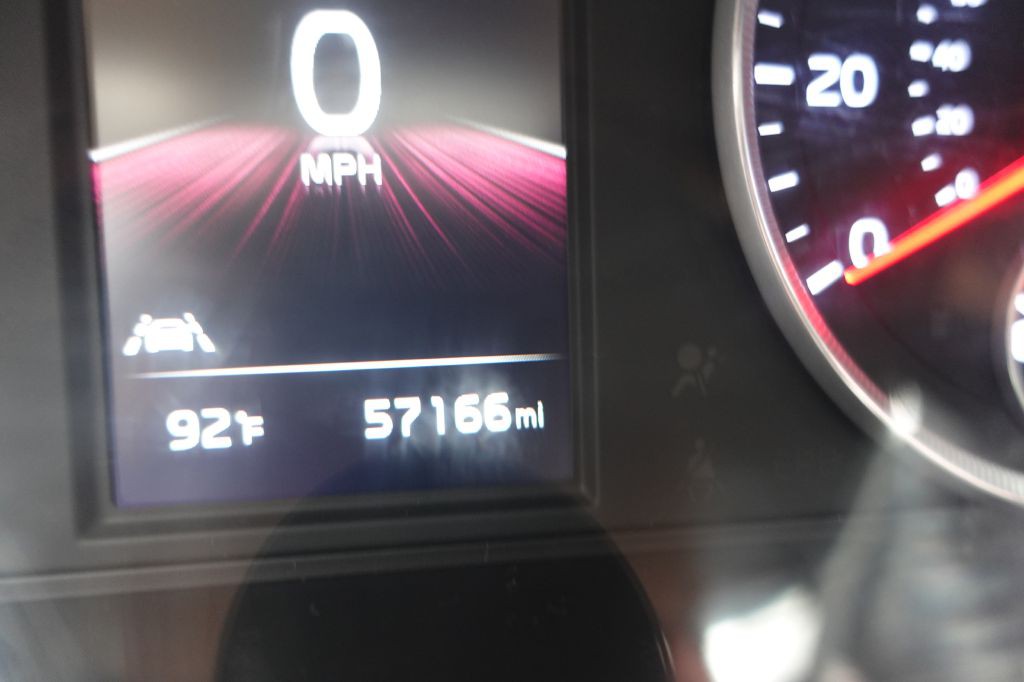 2022 Kia K5 Image 40