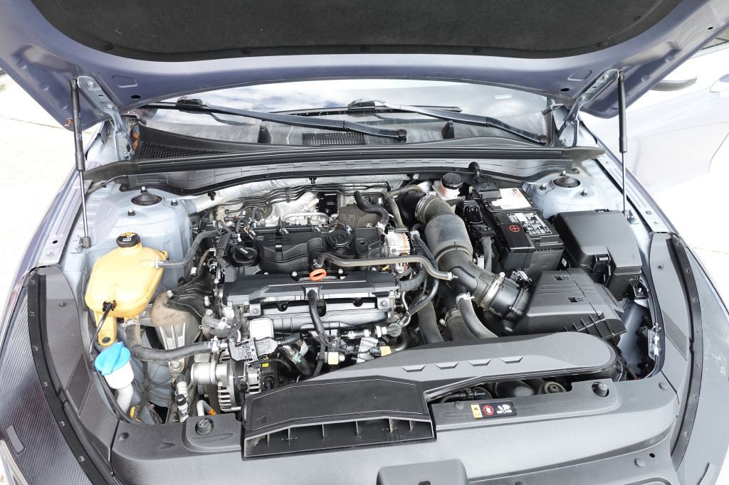 2022 Kia K5 Image 47