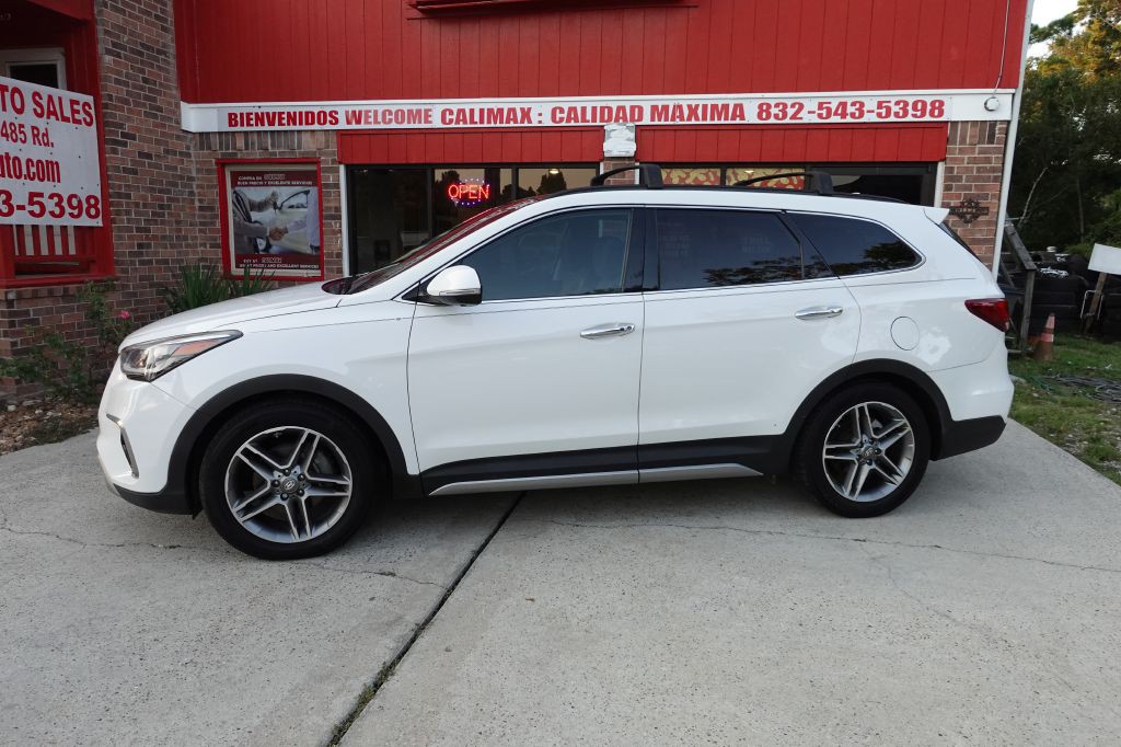 2018 Hyundai Santa Fe Image 2