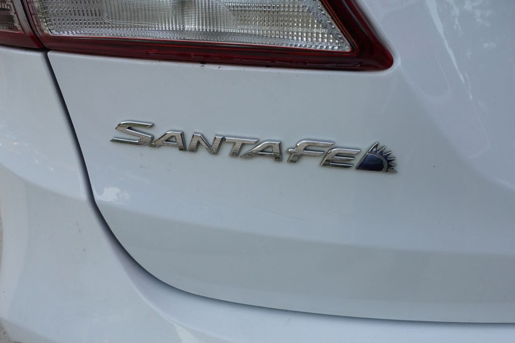 2018 Hyundai Santa Fe Image 21