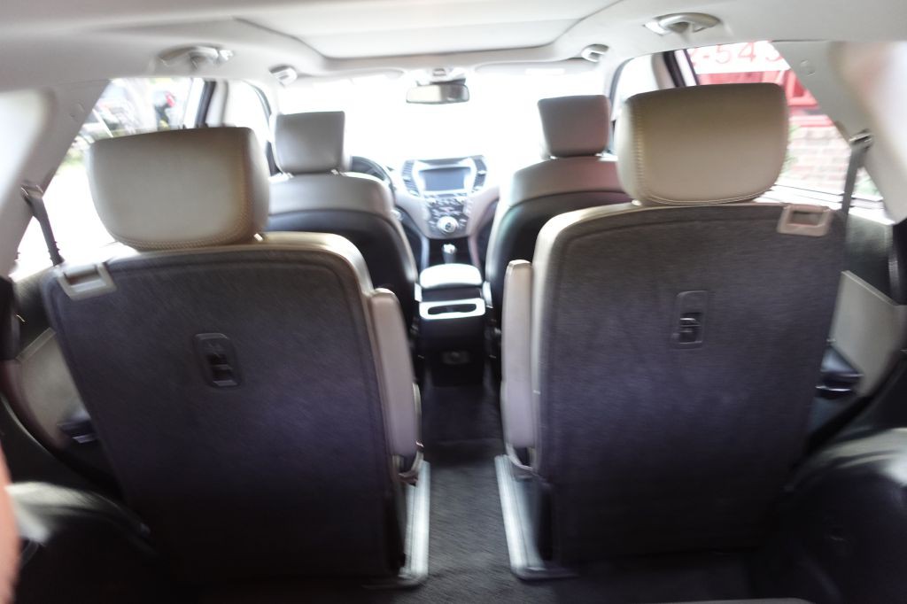 2018 Hyundai Santa Fe Image 23
