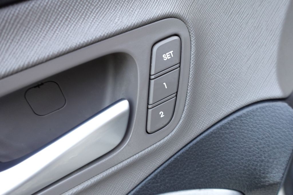 2018 Hyundai Santa Fe Image 33