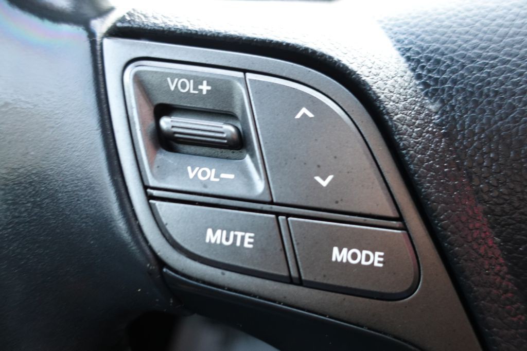 2018 Hyundai Santa Fe Image 64