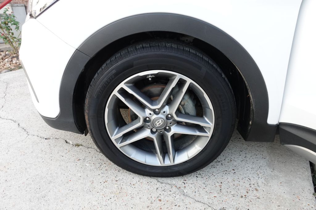 2018 Hyundai Santa Fe Image 65