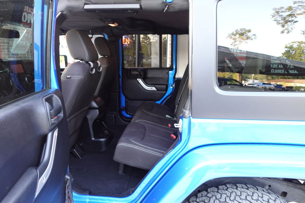 2015 Jeep Wrangler Unlimited Image 35