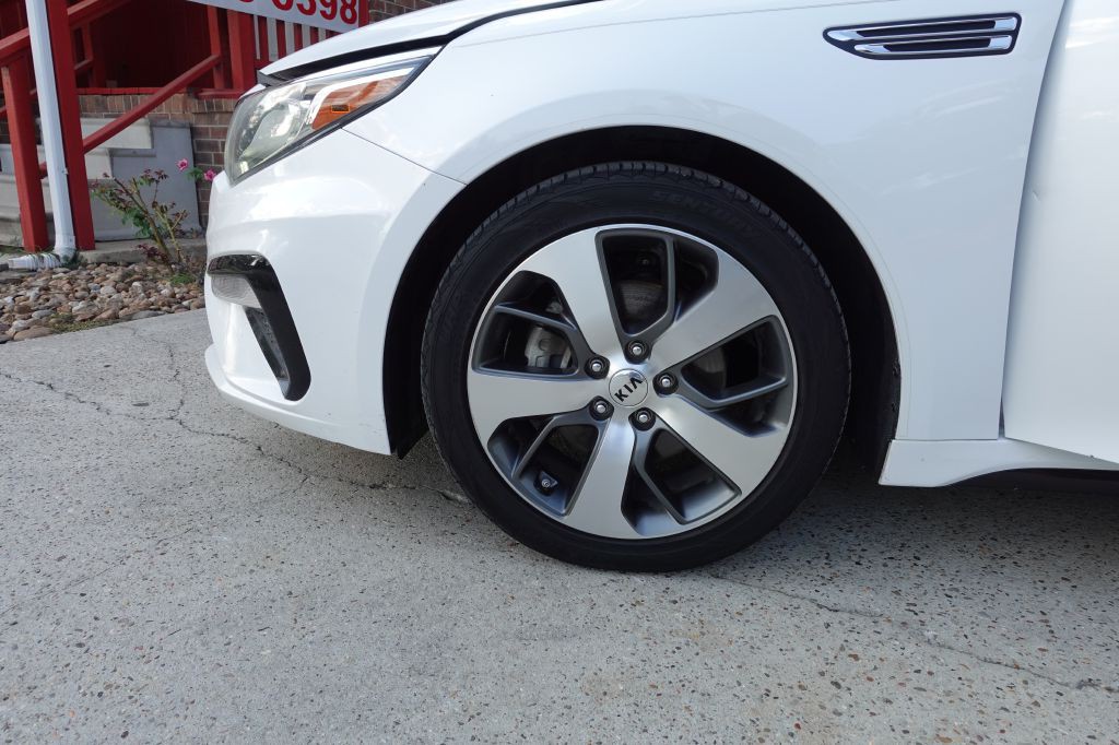 2020 Kia Optima Image 48