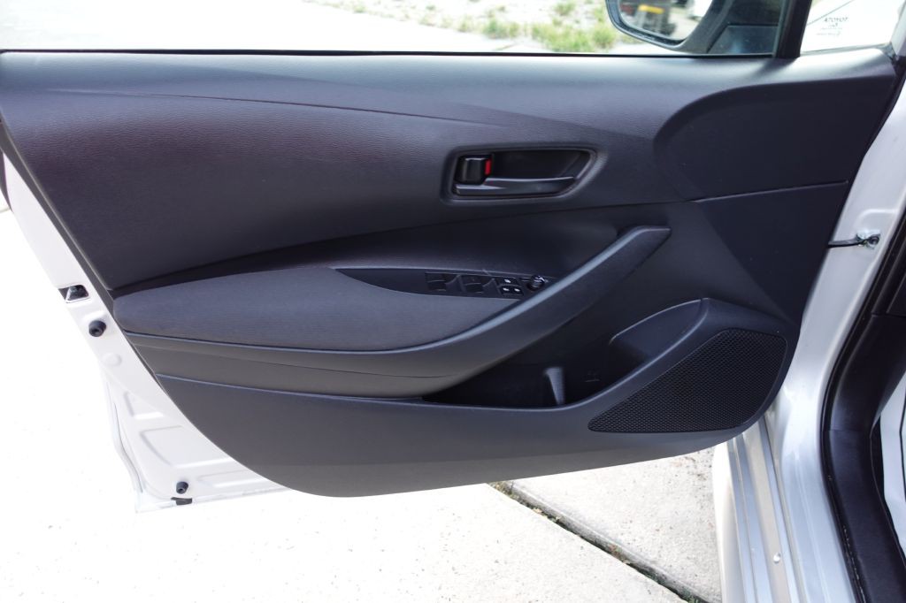 2022 Toyota Corolla Image 28