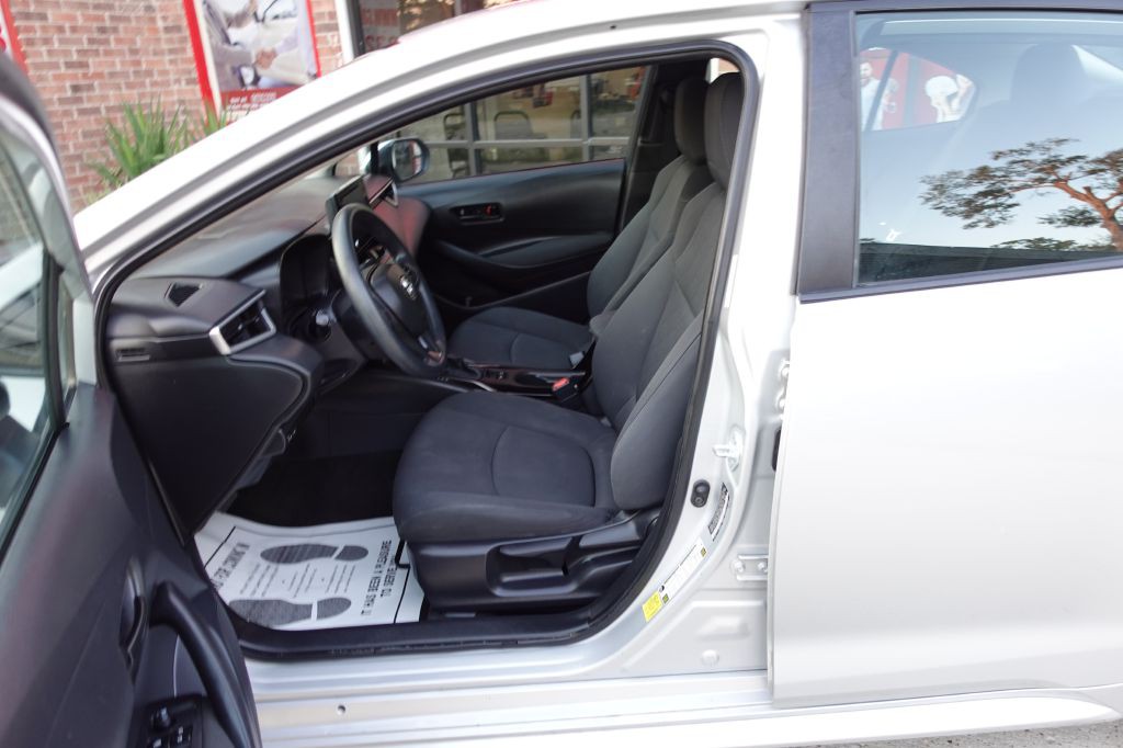 2022 Toyota Corolla Image 30