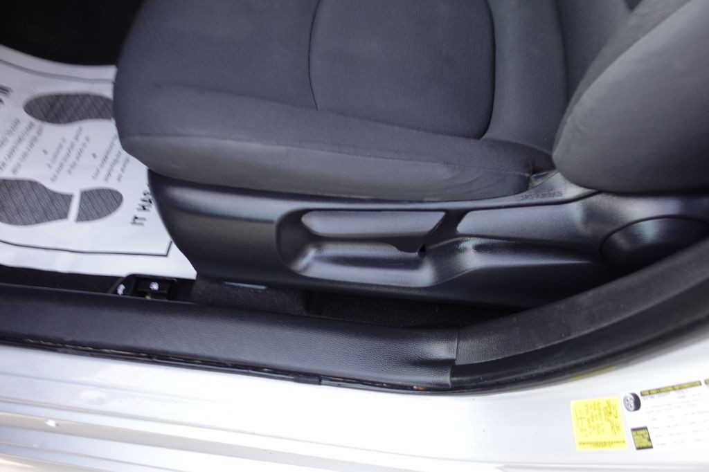 2022 Toyota Corolla Image 33