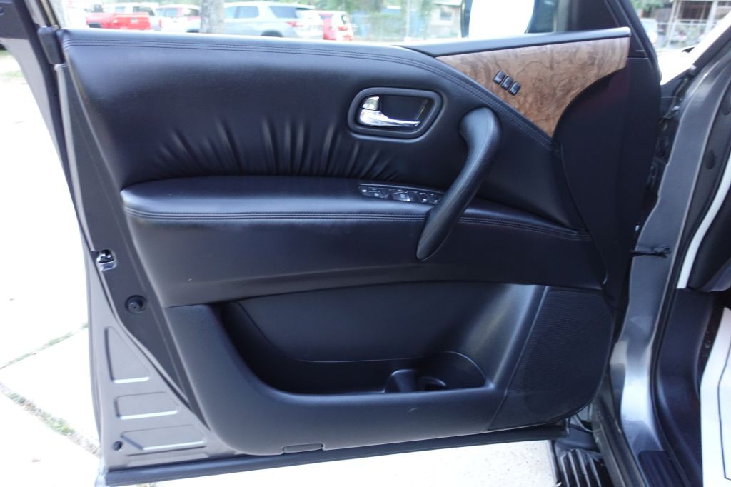 2021 Nissan Armada Image 32