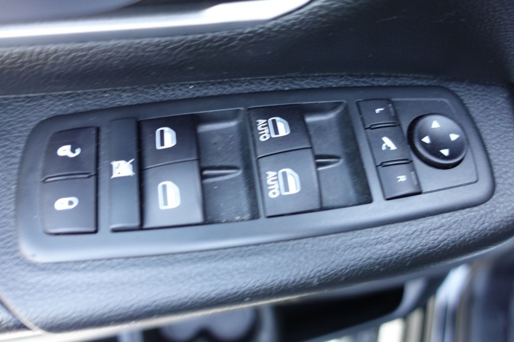 2020 RAM 1500 Image 32