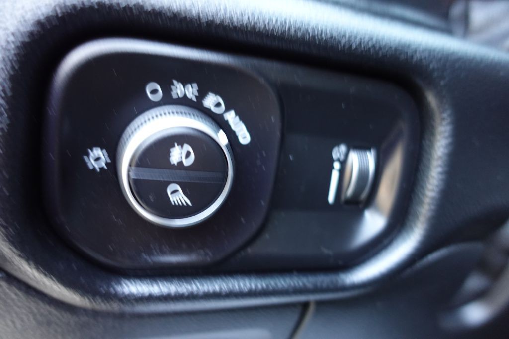 2020 RAM 1500 Image 42