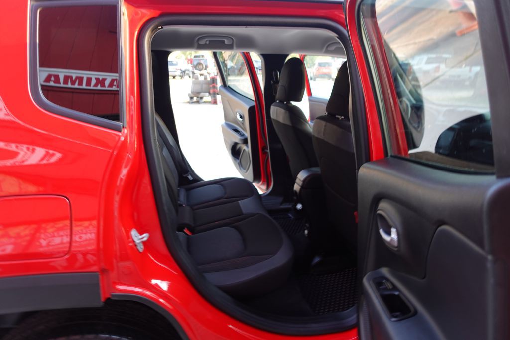 2020 Jeep Renegade Image 60