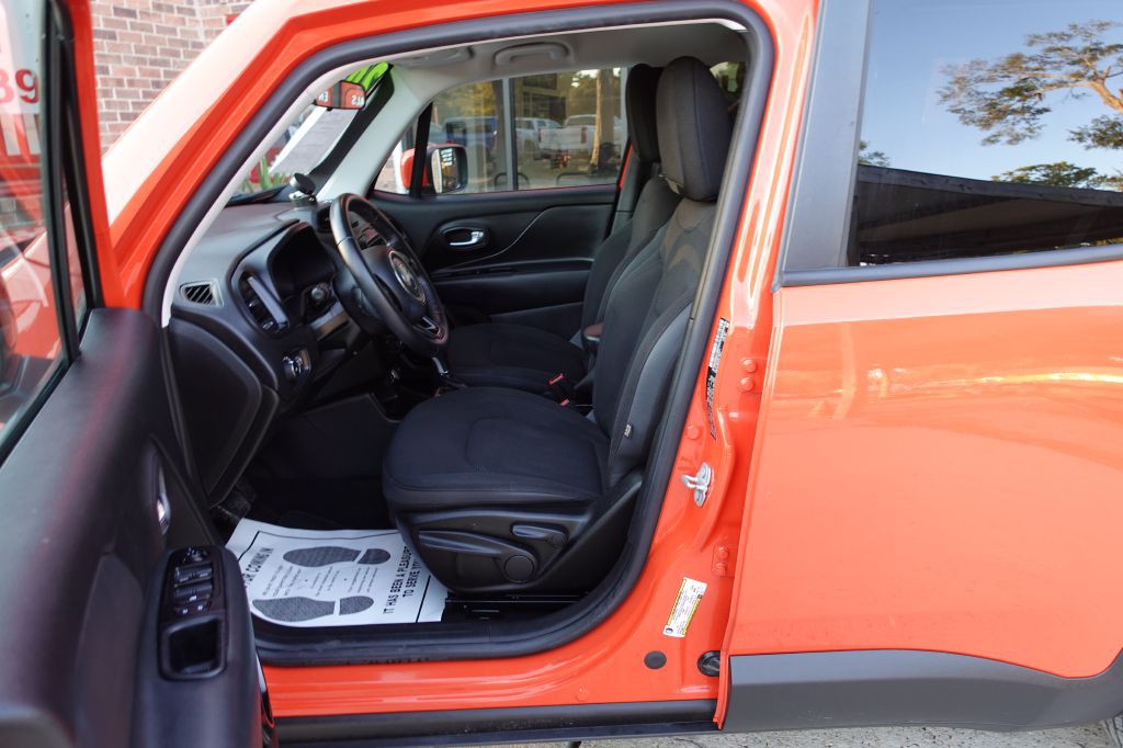 2020 Jeep Renegade Image 29