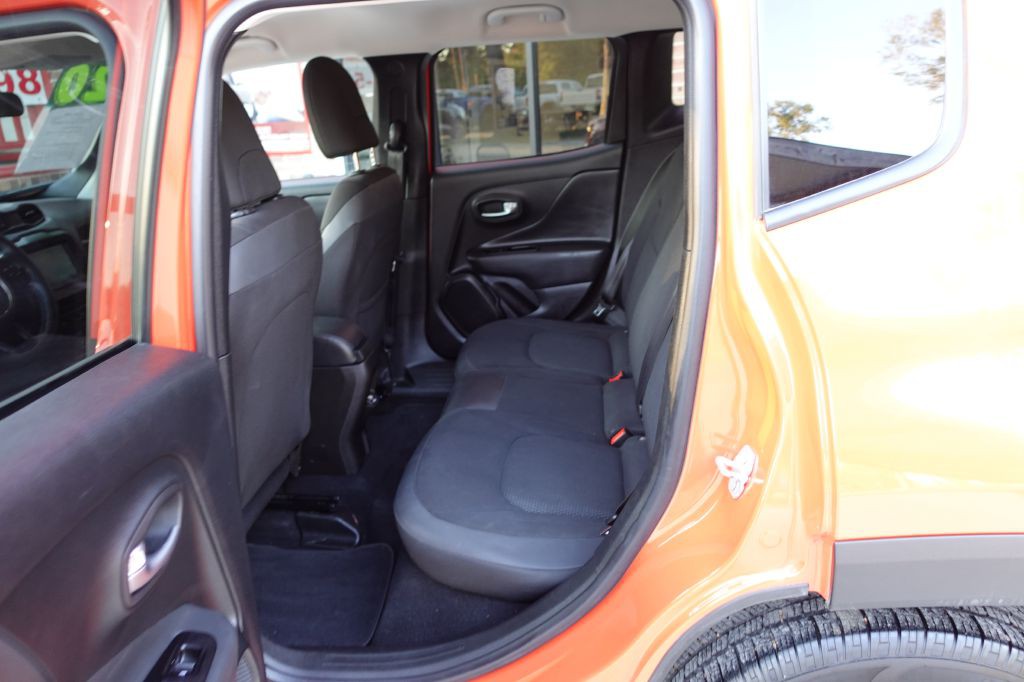 2020 Jeep Renegade Image 30