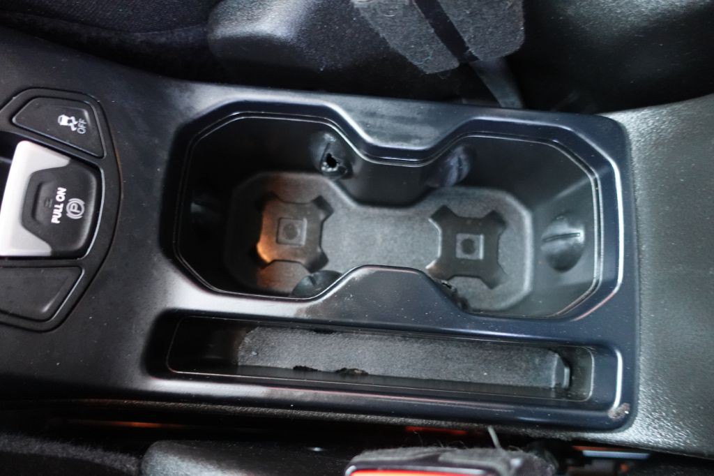 2020 Jeep Renegade Image 34