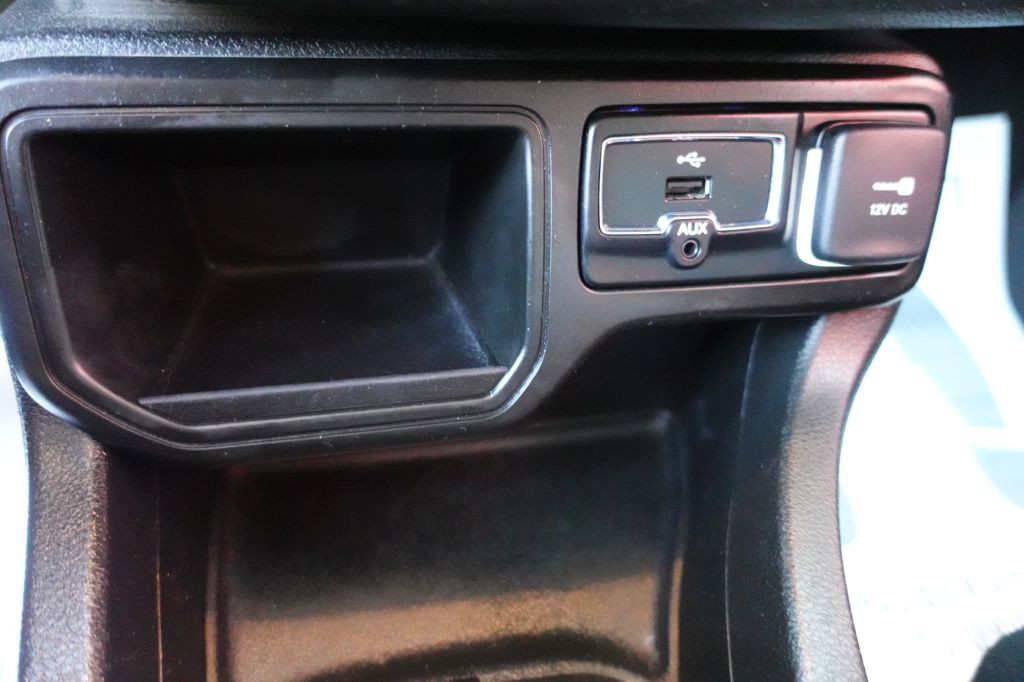 2020 Jeep Renegade Image 38