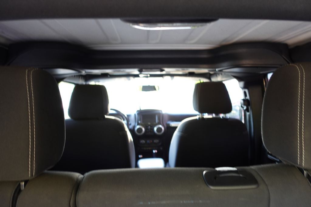 2015 Jeep Wrangler Unlimited Image 21