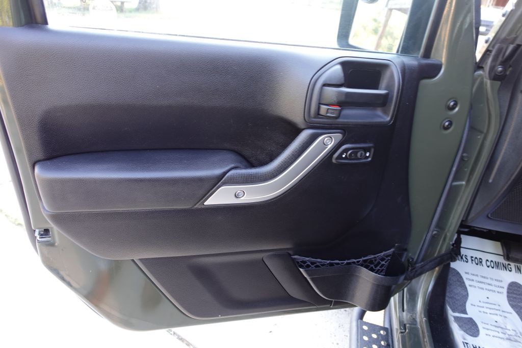 2015 Jeep Wrangler Unlimited Image 29