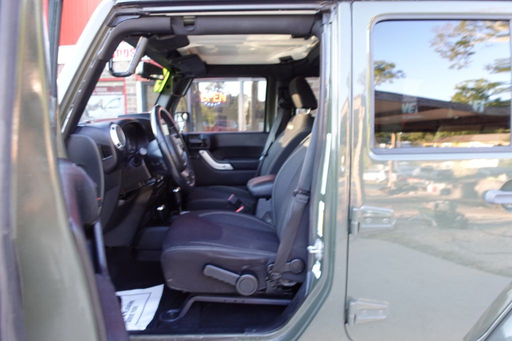 2015 Jeep Wrangler Unlimited Image 30