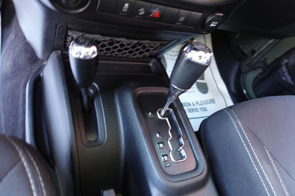 2015 Jeep Wrangler Unlimited Image 36