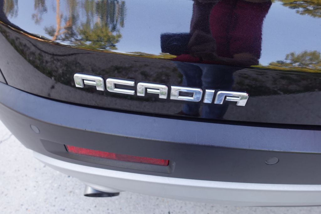 2018 GMC Acadia Image 19