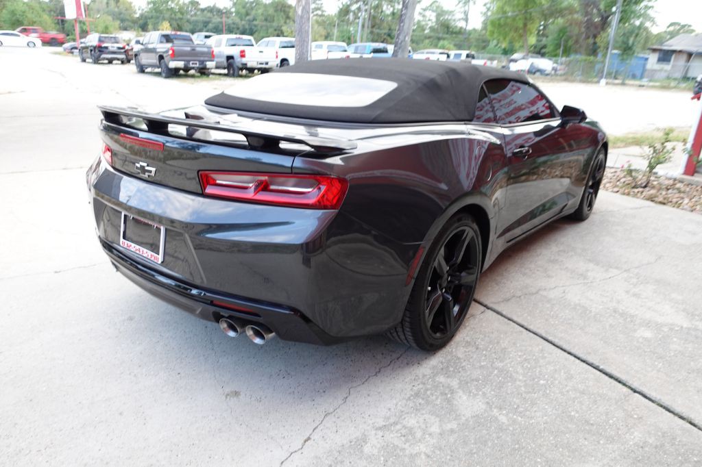 2016 Chevrolet Camaro Image 11