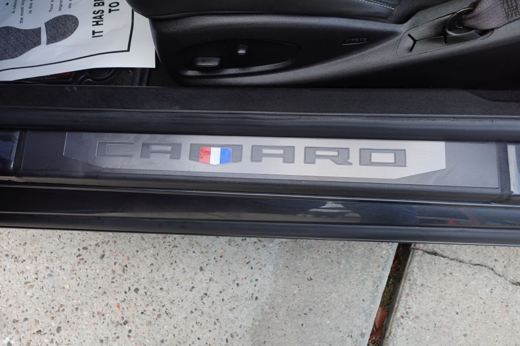 2016 Chevrolet Camaro Image 25