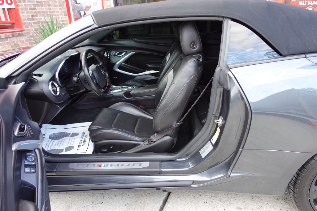 2016 Chevrolet Camaro Image 26