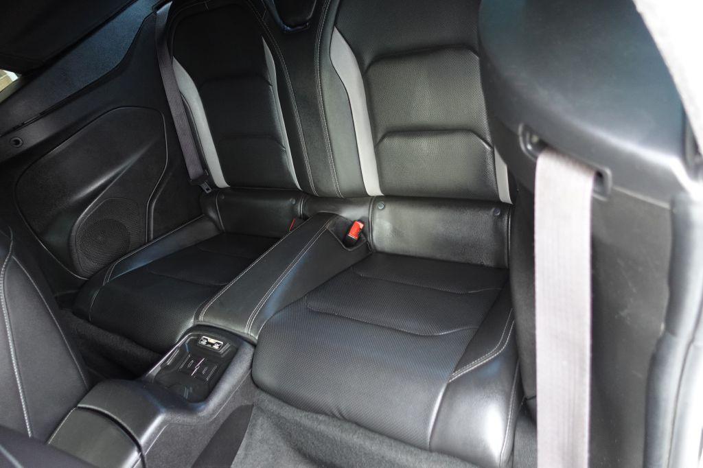 2016 Chevrolet Camaro Image 27