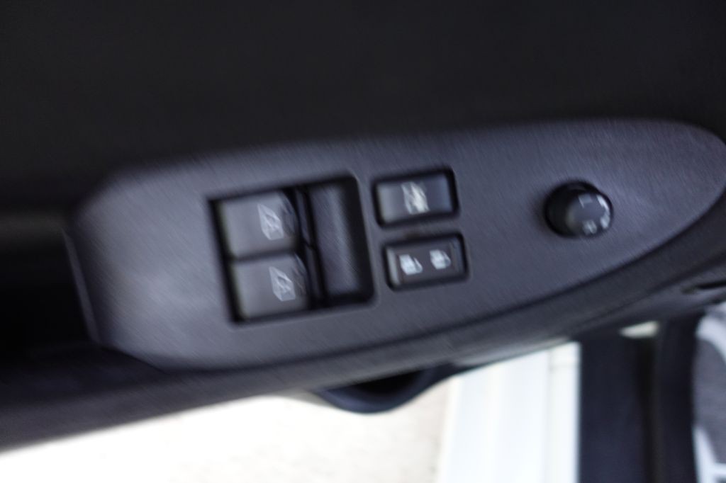 2016 Nissan 370Z Image 29