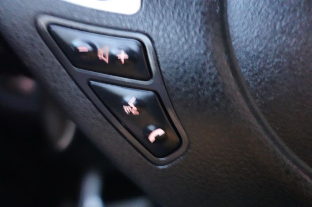 2016 Nissan 370Z Image 53